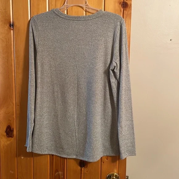 American Eagle Soft and Sexy Plush Long Sleeve Top - Picture 2 of 3